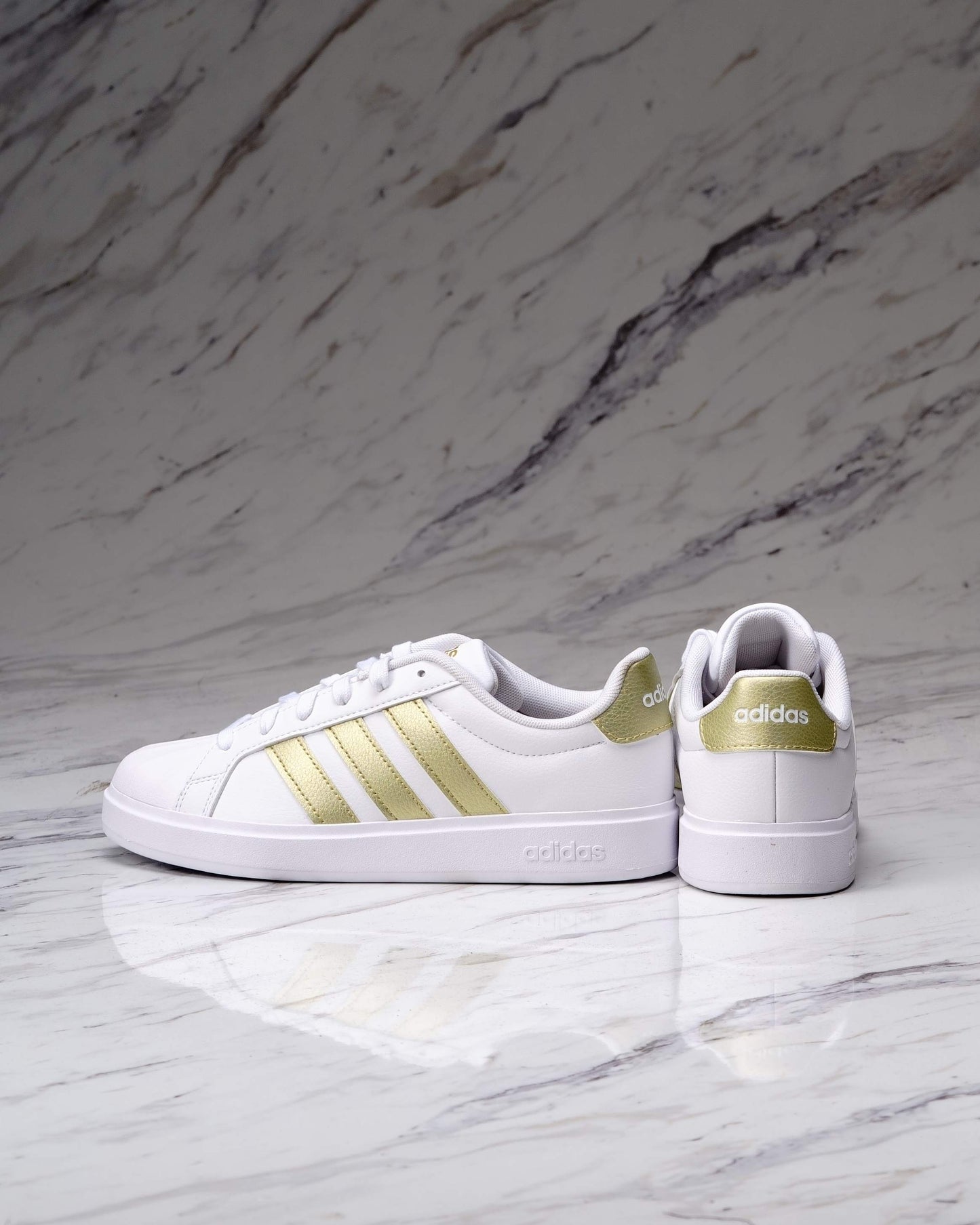 ADIDAS FTW STREETTALK FEMALE