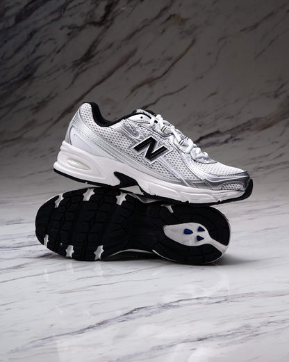 NEW BALANCE U740NW2
