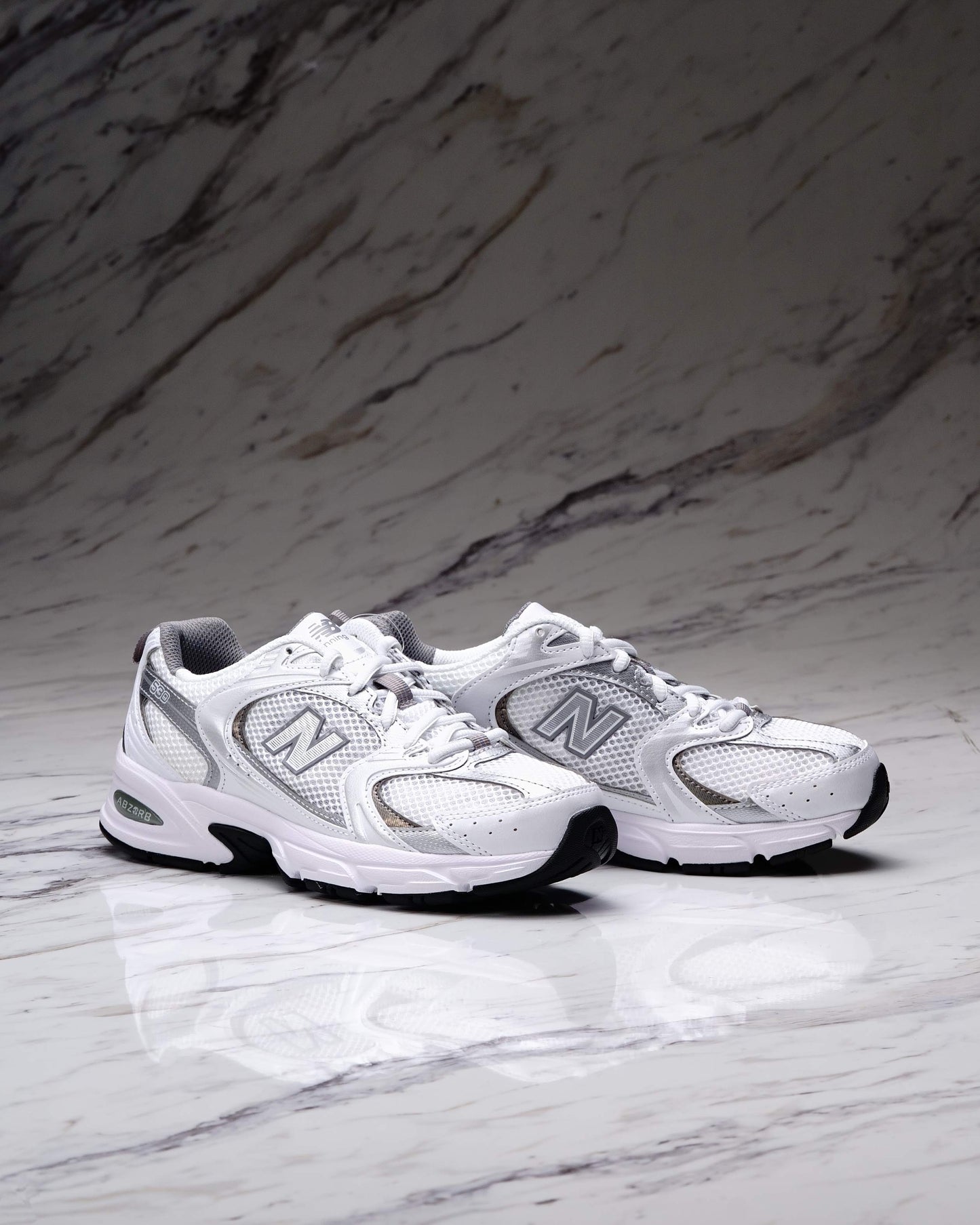 NEW BALANCE MR530AD