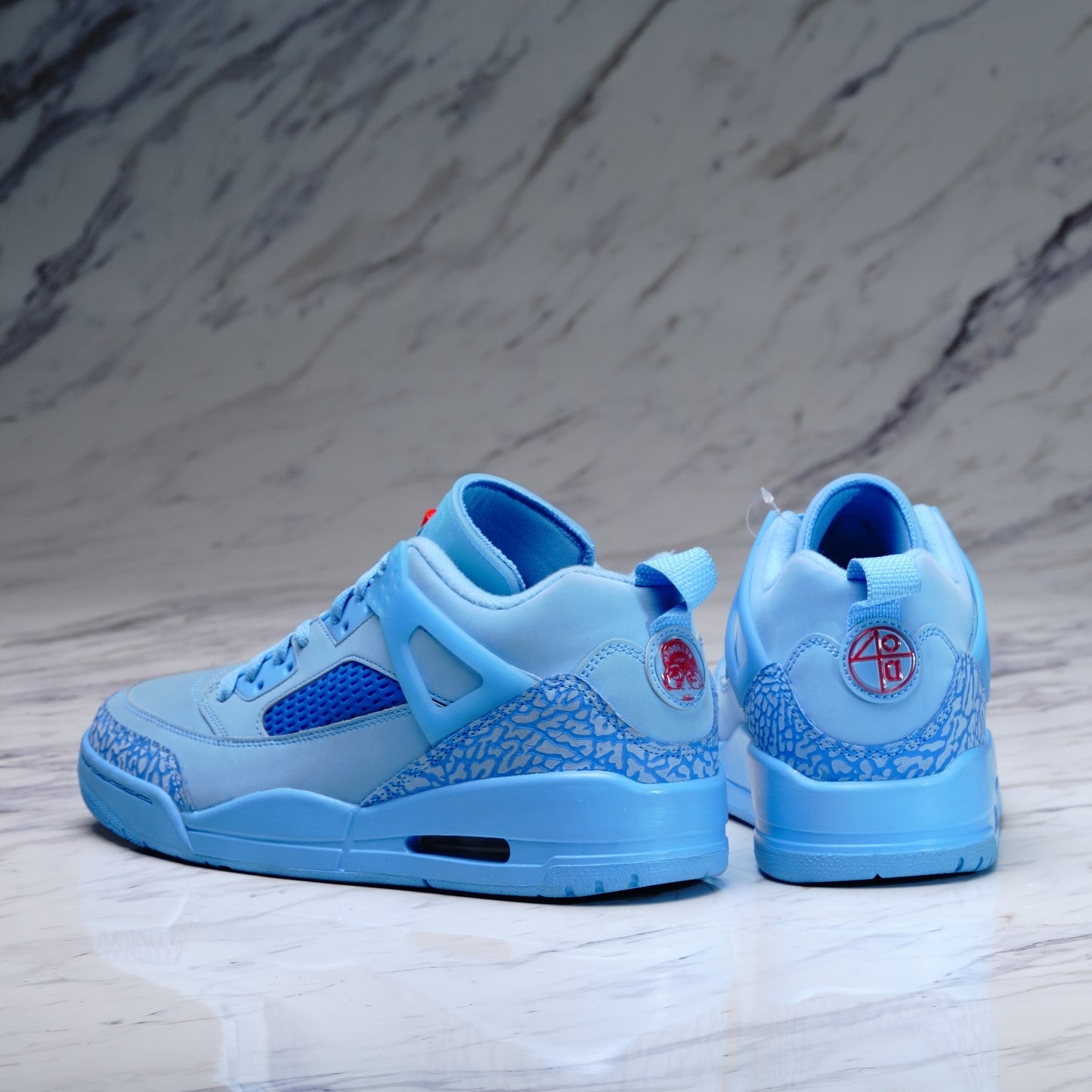 JORDAN SPIZIKE LOW/FOOTBALL BLUE/FNTN BLUE