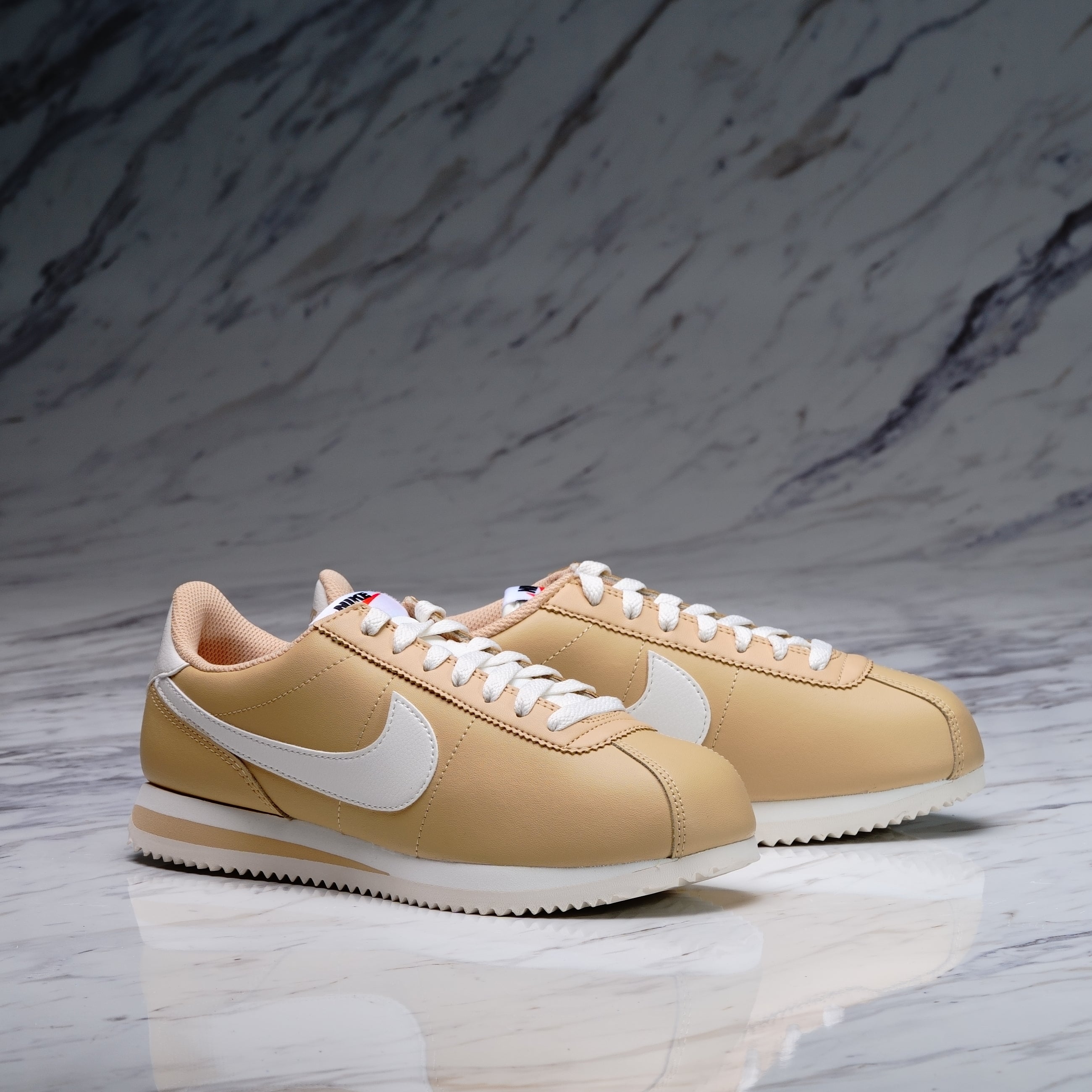 Nike cortez nylon oro online