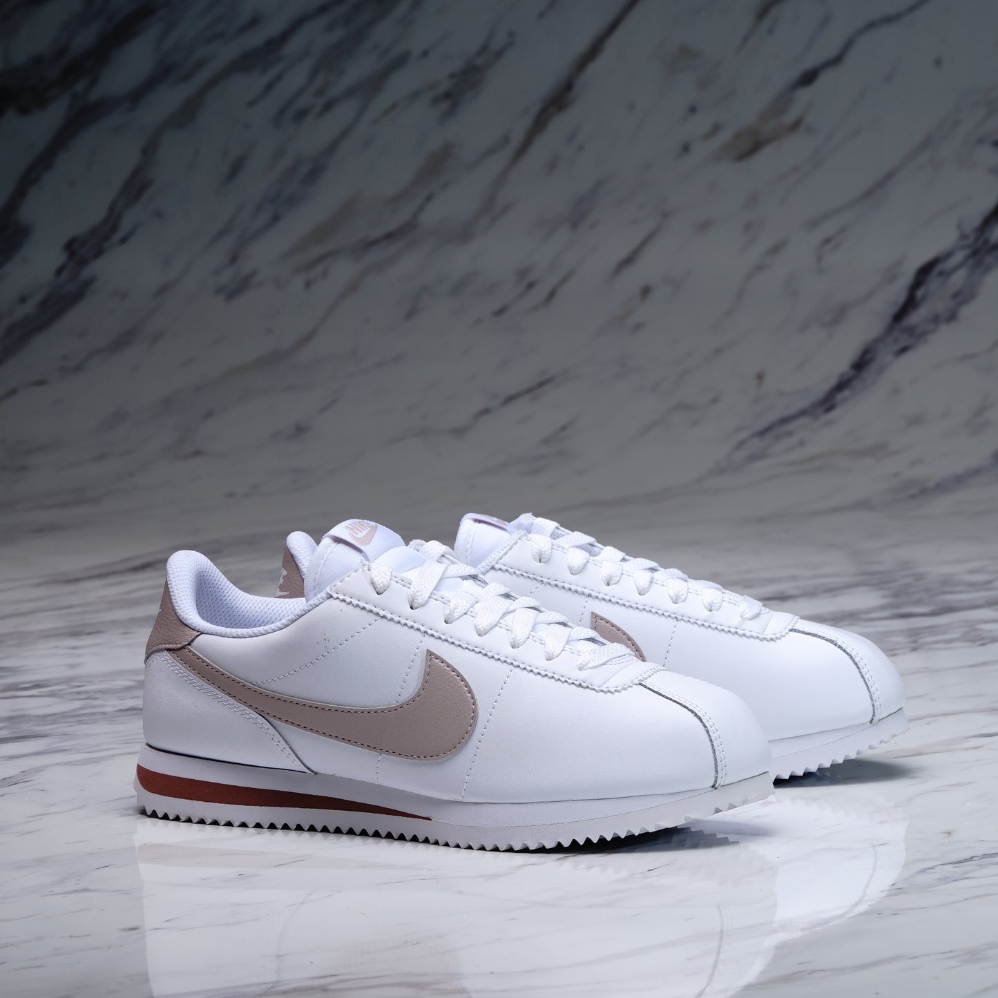 NIKE CORTEZ /WHITE/PLTNM VLT-SMKY MV-BLACK