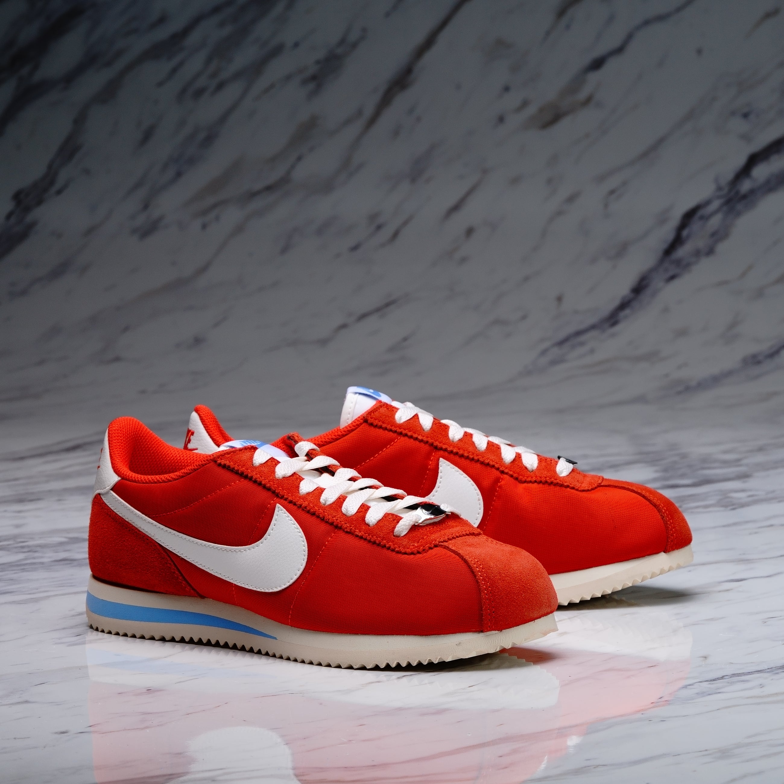 Nike cortez nuevos estilos hotsell