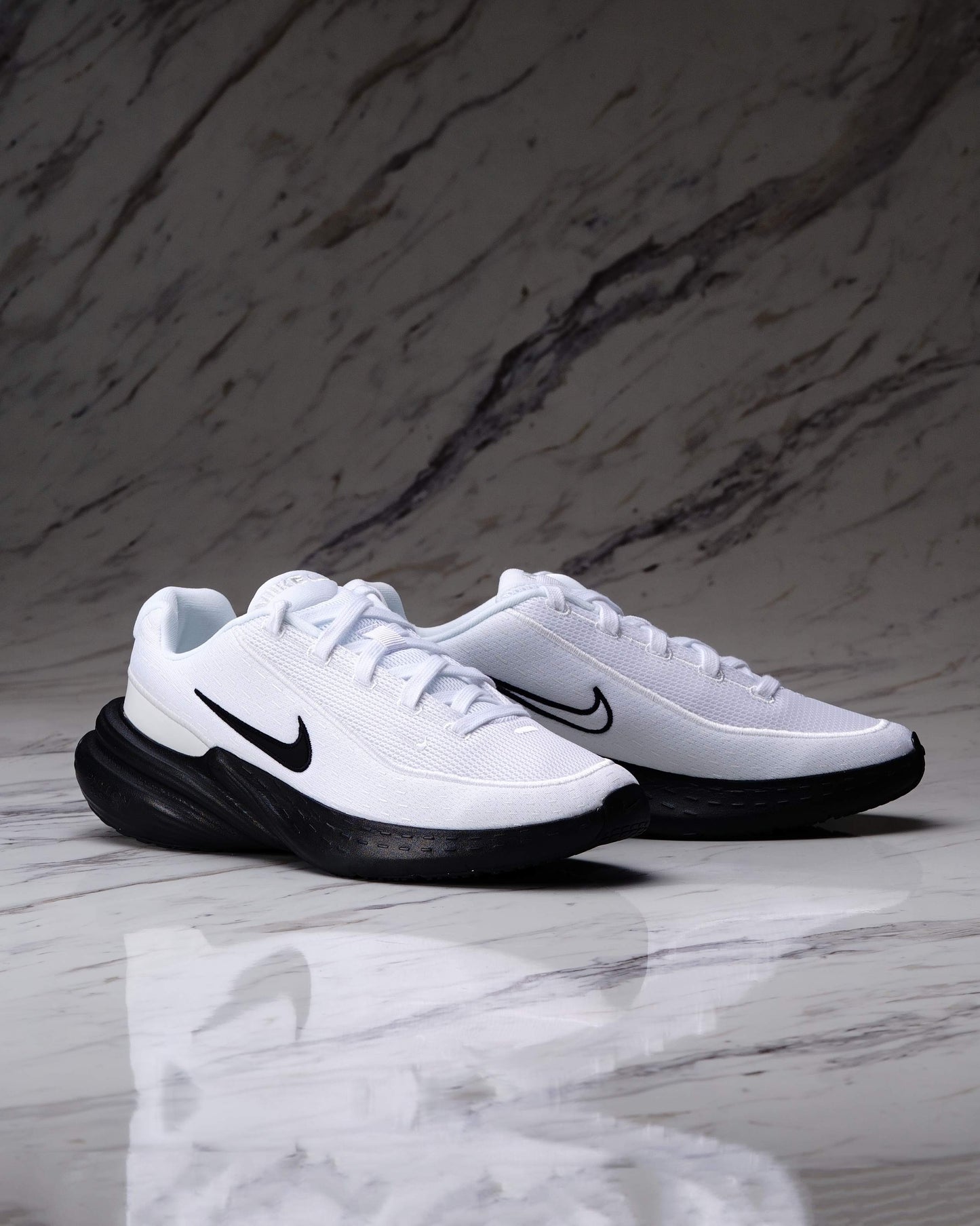NIKE UPLIFT SC