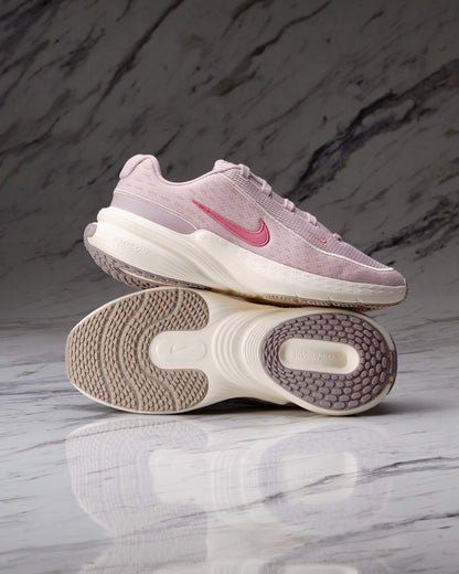 W NIKE UPLIFT SC