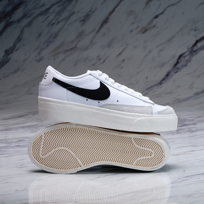 NIKE BLAZER LOW PLATFORM/WHITE/BLACK-SAIL-WHITE ORANGE