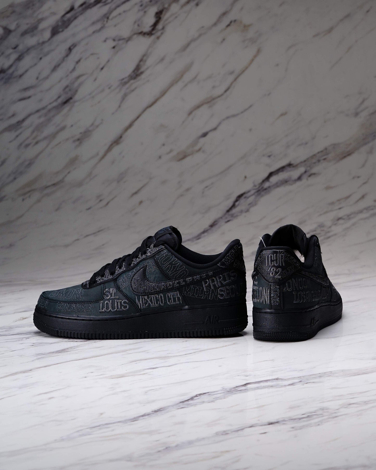 AIR FORCE 1 07 LOW LV8 STY BLACK