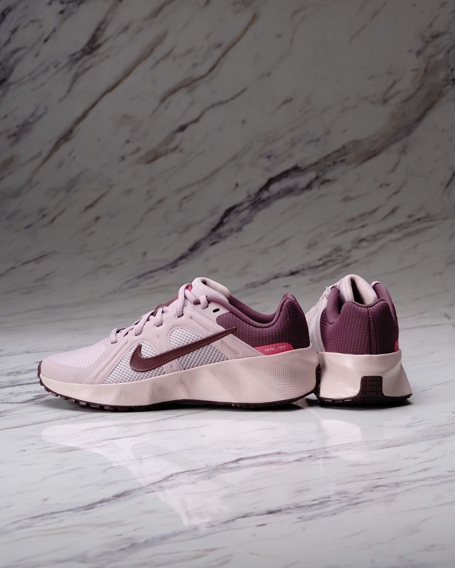 W NIKE METRO TEK PARTICLE ROSE