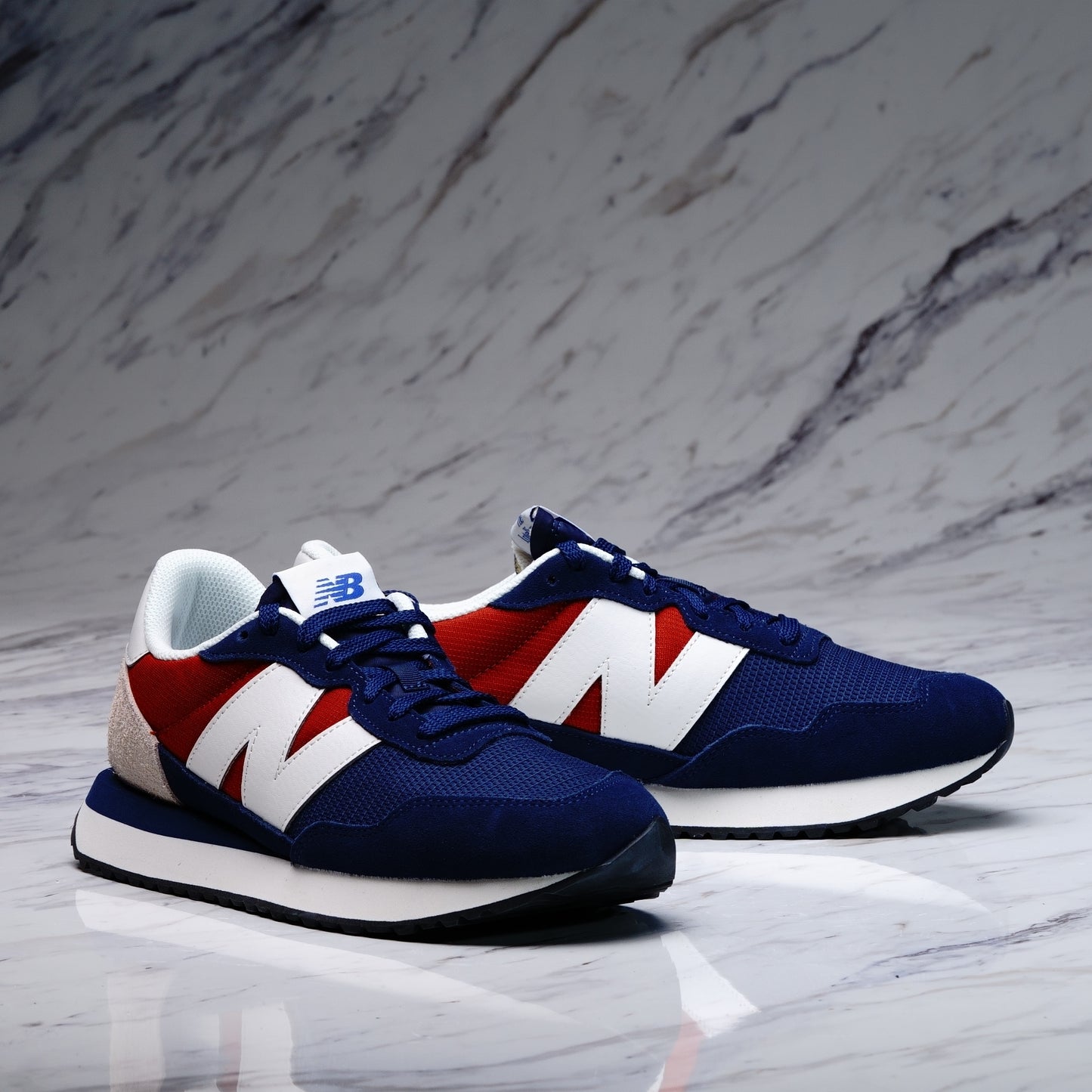 NEW BALANCE 237