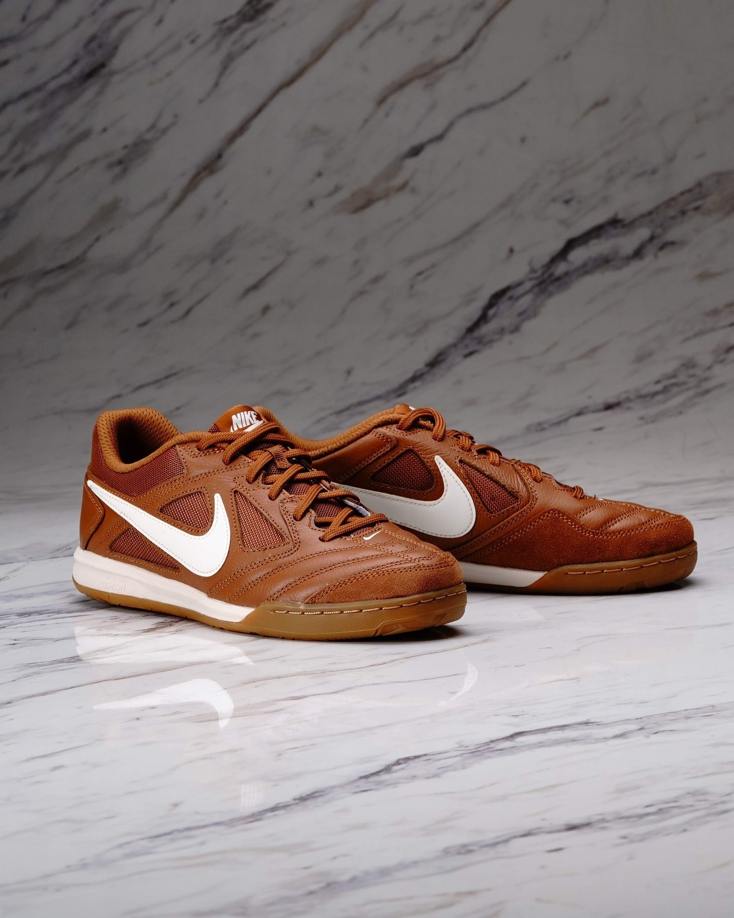 NIKE GATO LT BRTSH TN