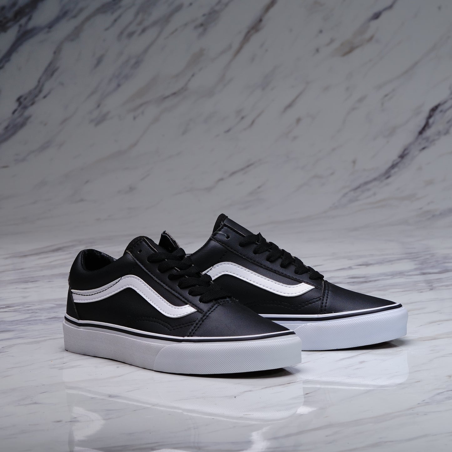 Vans Old Skool Classic Tumble Black/True White