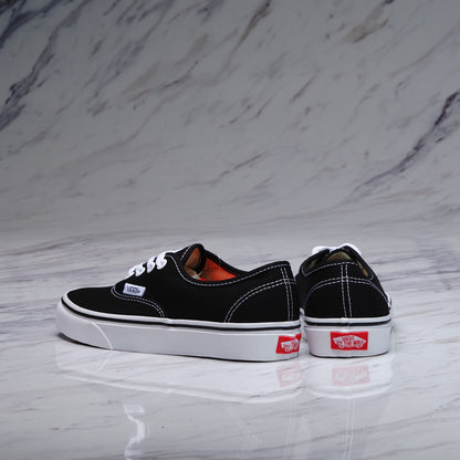 VANS AUTHENTIC - BLACK