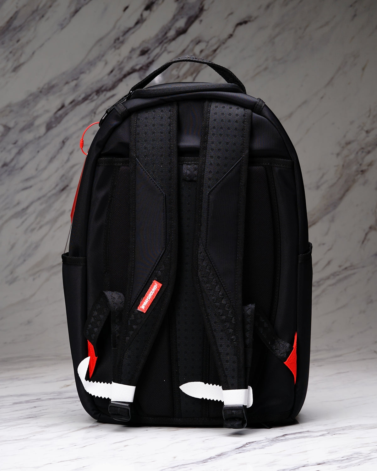 MOCHILA SHARK CENTRAL BLACKED OUT EMBOSSED NYLON