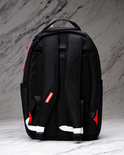 MOCHILA SHARK CENTRAL BLACKED OUT EMBOSSED NYLON