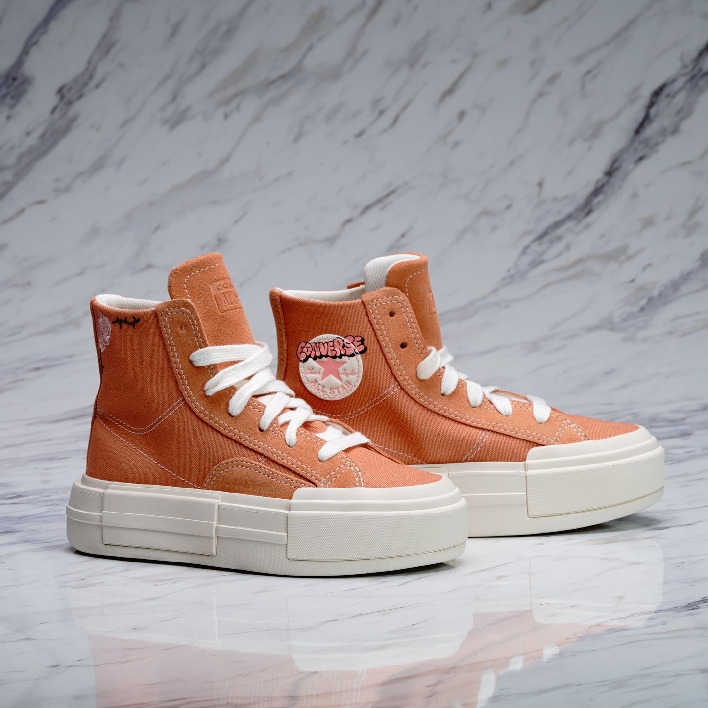 CHUCK TAYLOR ALL STAR NARANJA/BLANCO