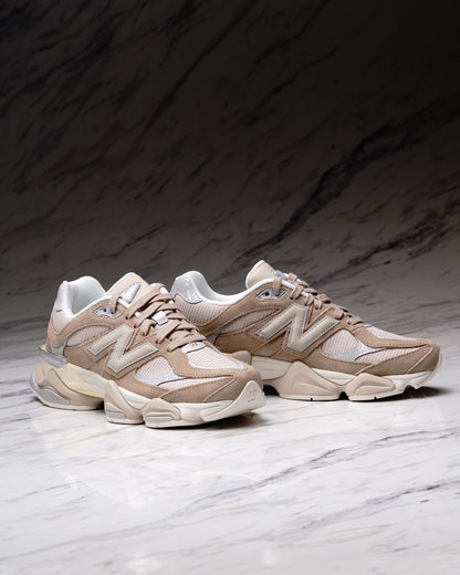 NEW BALANCE U90608AP
