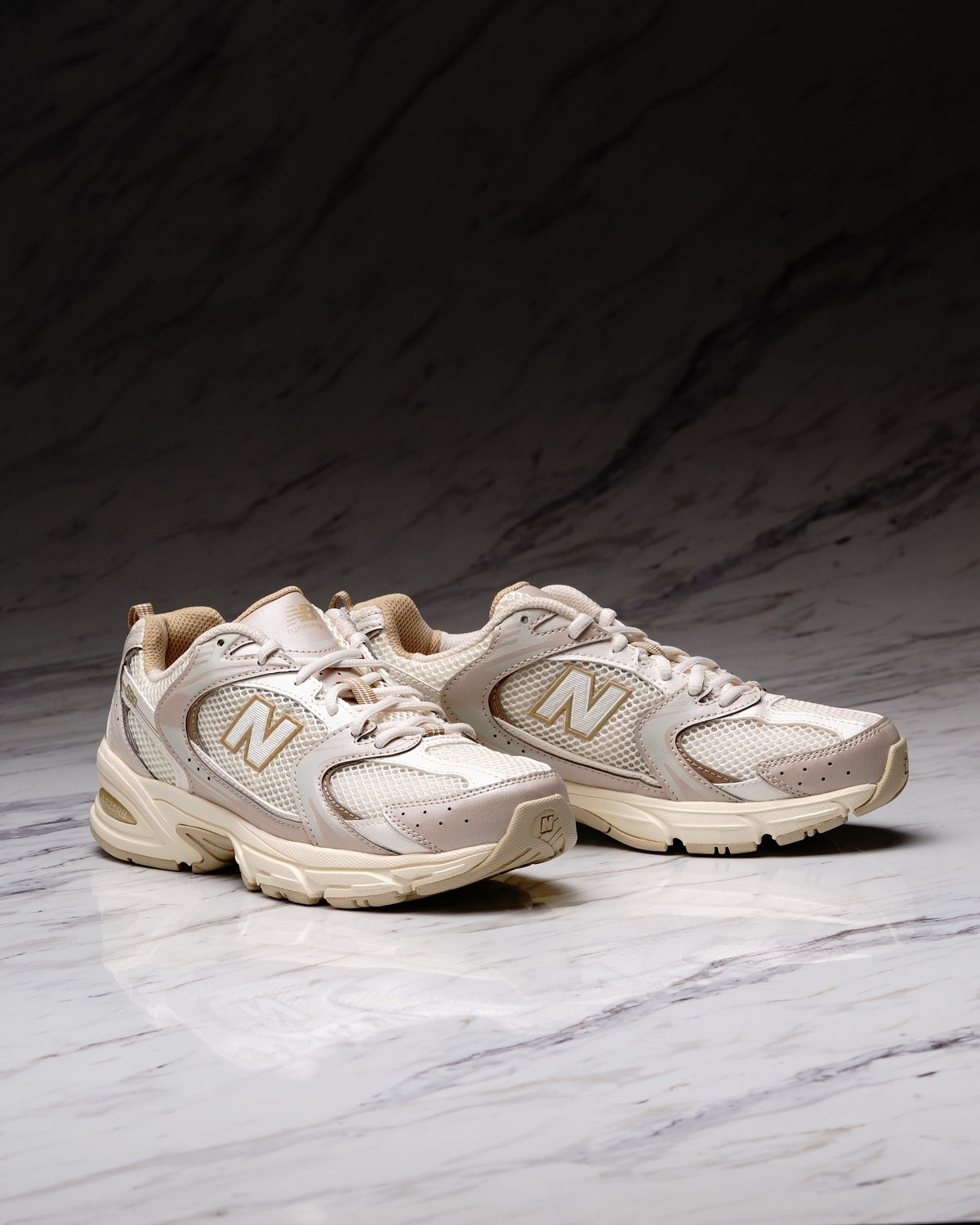 NEW BALANCE MR530AA