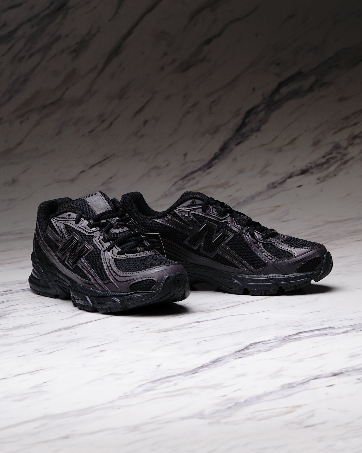 NEW BALANCE U740BO2