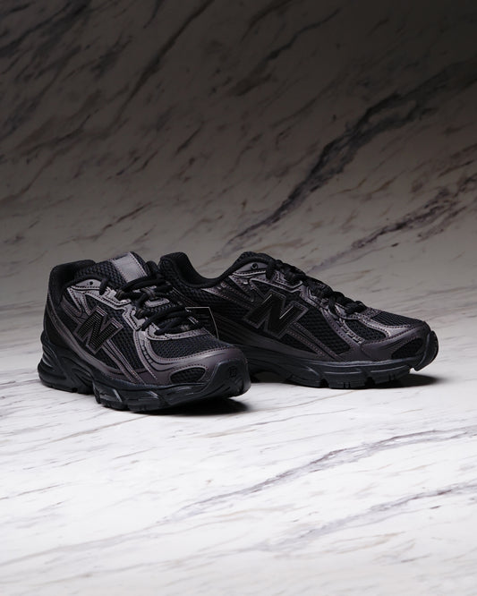 NEW BALANCE U740BO2