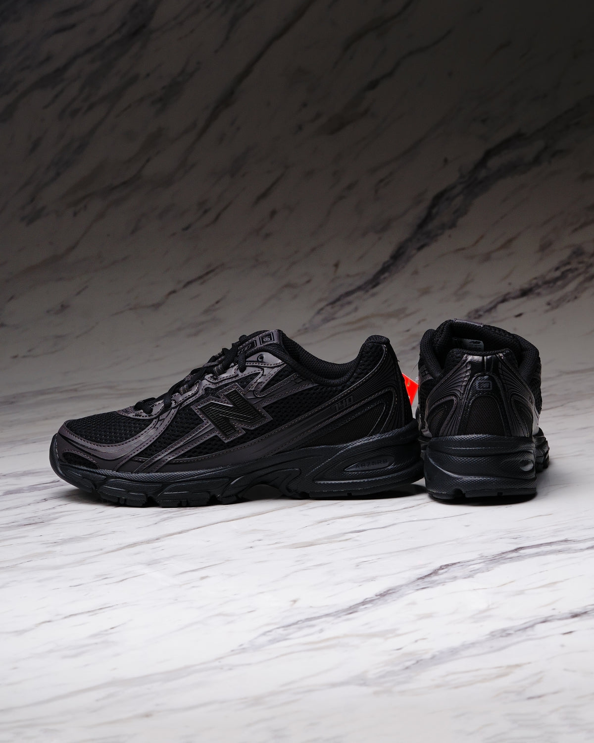 NEW BALANCE U740BO2
