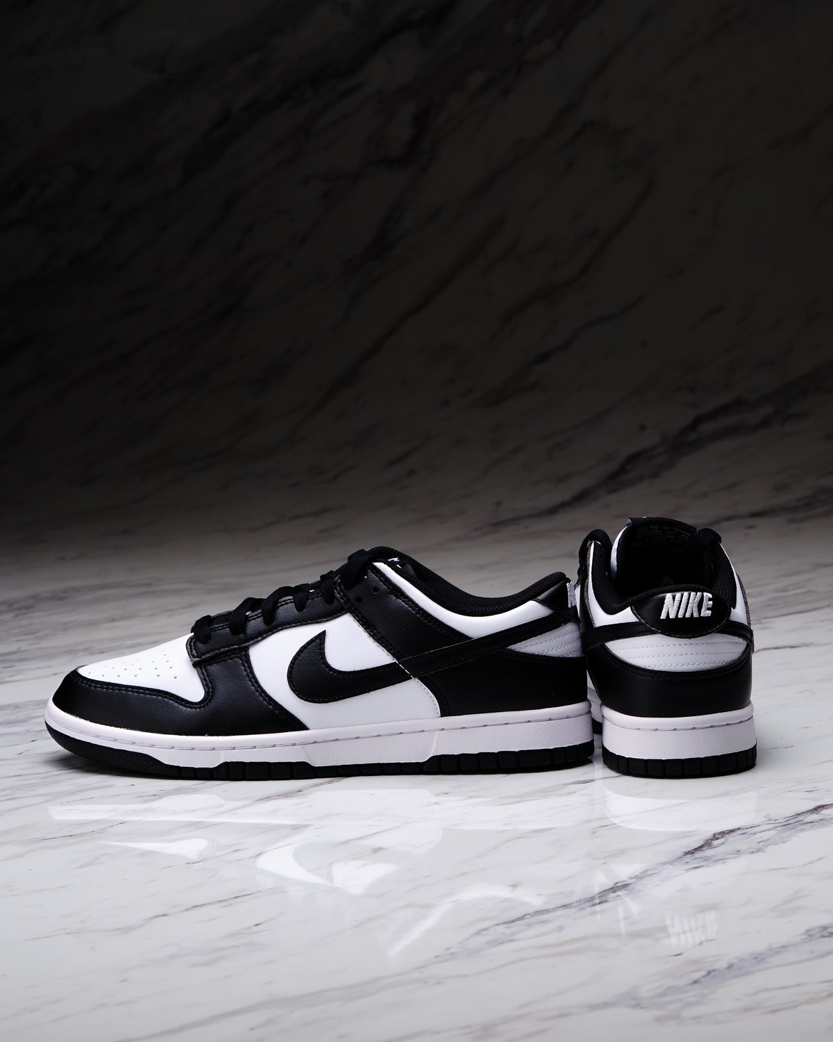 WMNS NIKE DUNK LOW