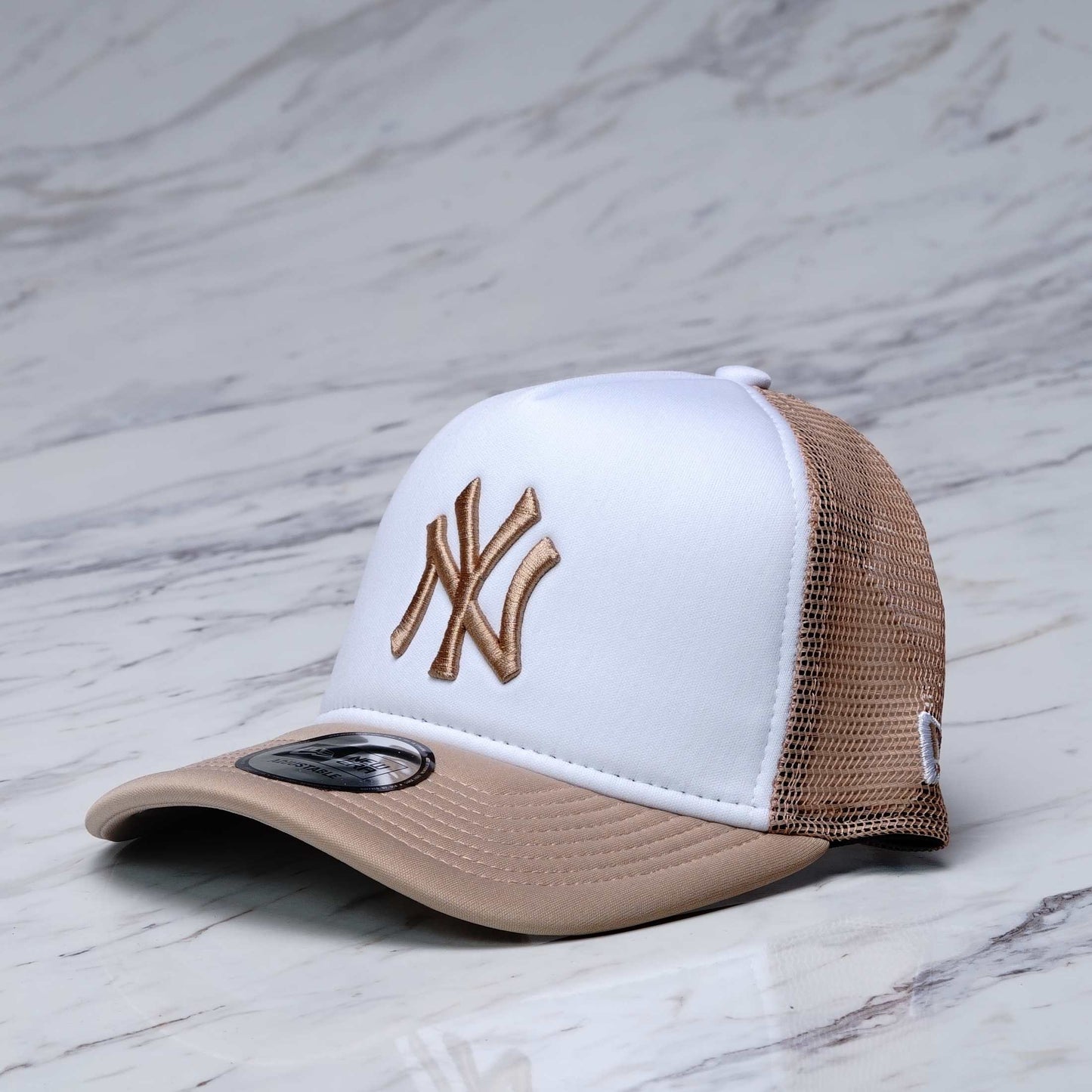 GORRA NEW ERA WORLD SERIES TRUCKER NEYYANCO TTA