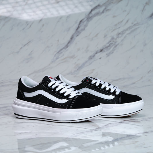 VANS UA Old Skool Overt CC