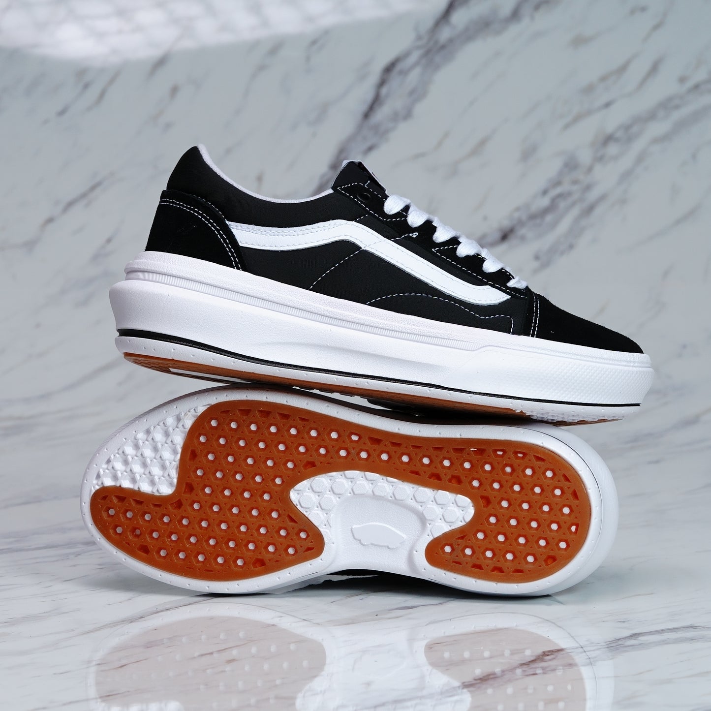 VANS UA Old Skool Overt CC