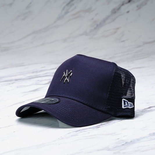 GORRA NEW ERA METALLIC TRUCKER NEYYAN NVY