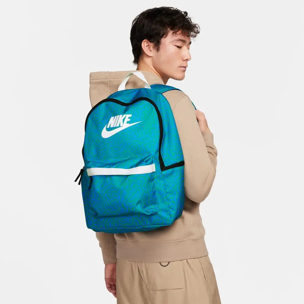 MOCHILA NIKE HERITAGE BLUE/STADIUM GREEN/COCONUT MILK