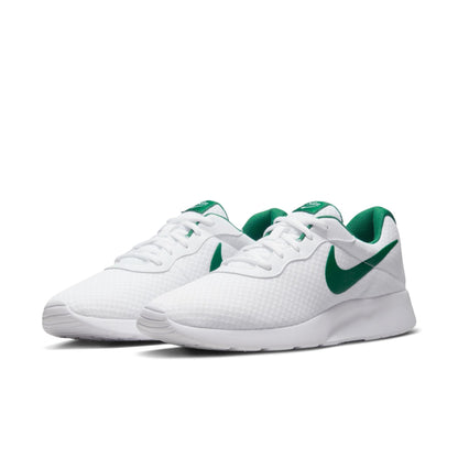 NIKE TANJUN