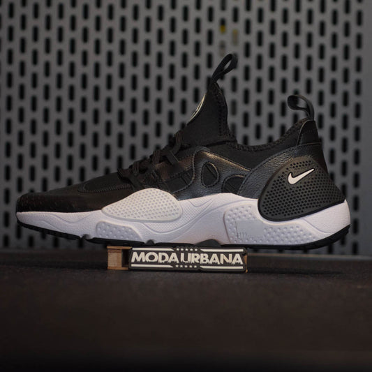 NIKE HUARACHE E.D.G.E.